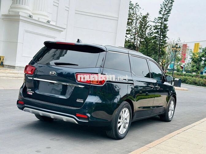 Kia Sedona Luxury model 2021 máy dầu bản full
