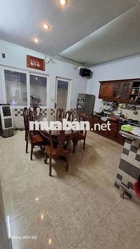 🌹💯Bán nhà MTNB khu Tên Lửa 4,5x15m 4 tầng ĐI BỘ RA COOPMART