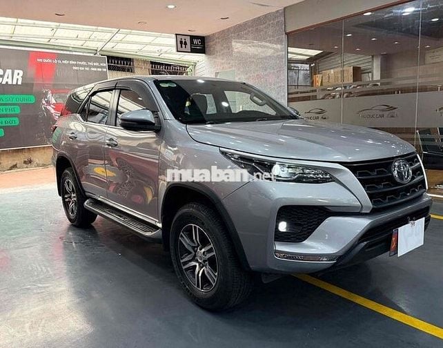 Toyota Fortuner 2020 Số sàn Bạc còn thương lượng