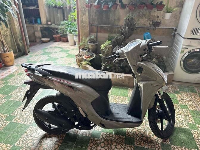 Honda Vision Sport 2023 Xám 1v6 km