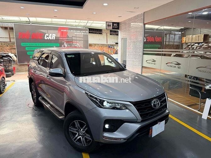Toyota Fortuner 2020 Số sàn Bạc còn thương lượng