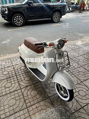 Xe tay ga Nhật 50cc Trắng Nhật Bản