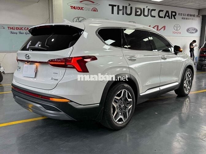 Hyundai Santafe Premium 2022 còn thương lượng