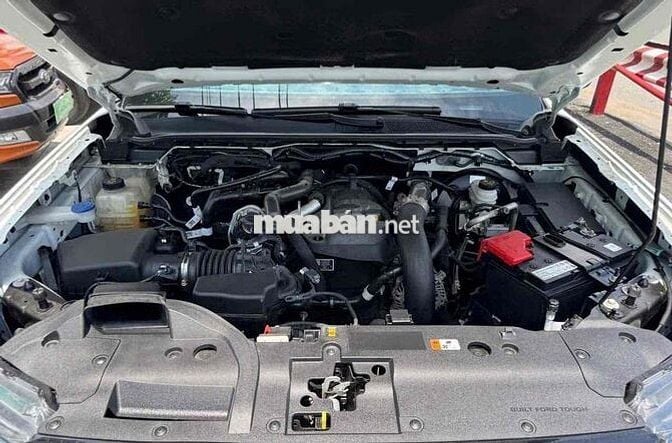 Ford Ranger XLS AT 1 cầu 2023 Trắng