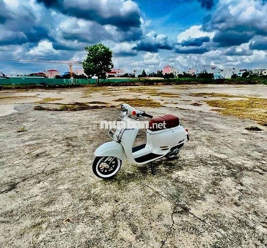 Xe tay ga Nhật 50cc Trắng Nhật Bản