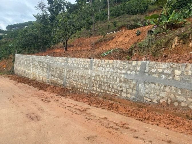 Bán lô đất 35m mặt tiền, view điện gió, vườn trà
