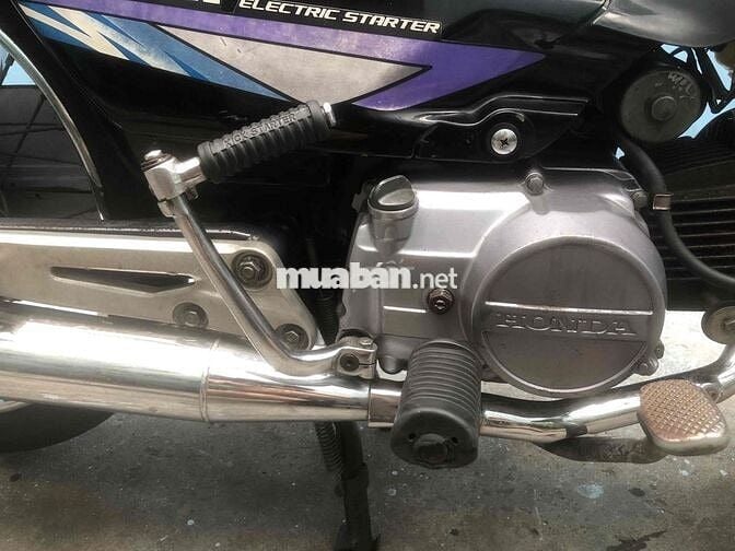 Honda Dream Đen