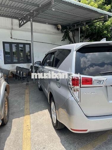 Toyota Innova 2018 Số tự động Bạc