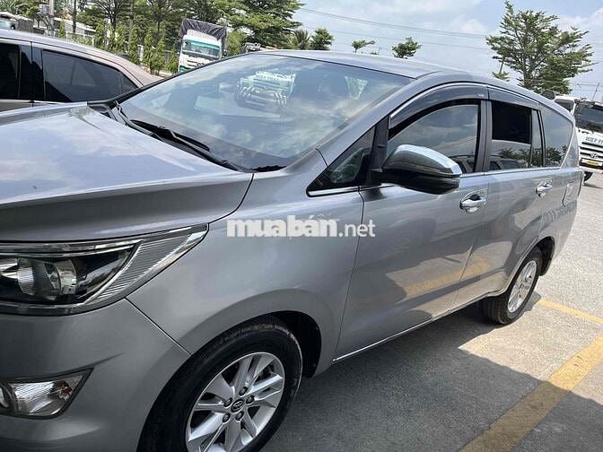 Toyota Innova 2018 Số tự động Bạc