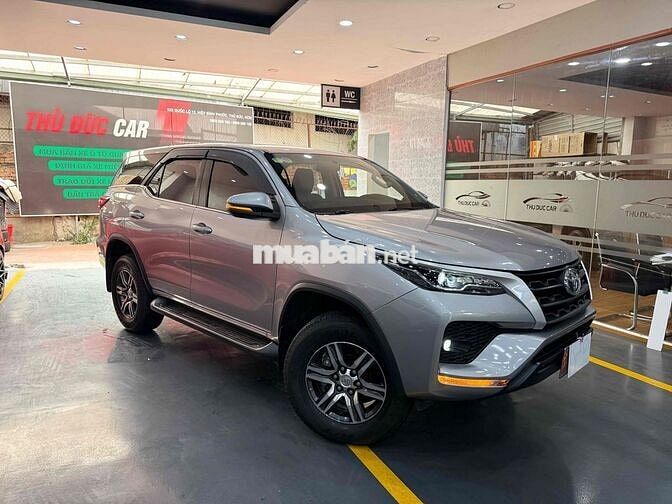 Toyota Fortuner 2020 Số sàn Bạc còn thương lượng