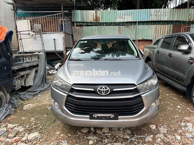 Toyota Innova 8 chỗ Tự động bao check tet