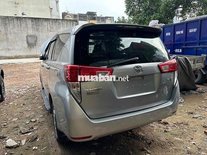 Toyota Innova 8 chỗ Tự động bao check tet