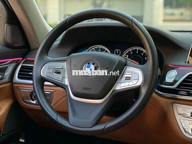 BMW 730Li 2018 lên fom 2021 màu trắng