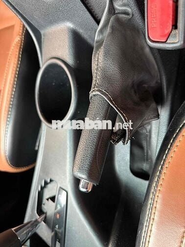 Toyota Innova 8 chỗ Tự động bao check tet