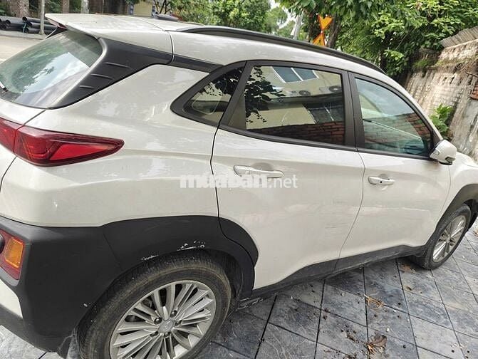 Hyundai Kona 2020 Trắng tiêu chuẩn