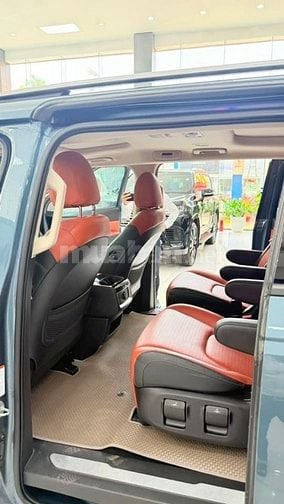 Bán KIA Canival Signature 3.5 sản xuất 2022 .Xe 1 chủ từ mới Hà Nội.