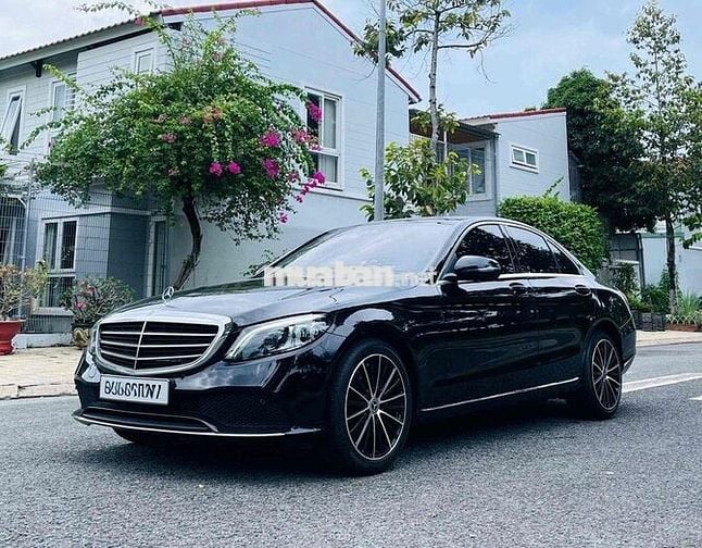 Mercedes-Benz C200 Exclusive 2021 Đen 20000 miles