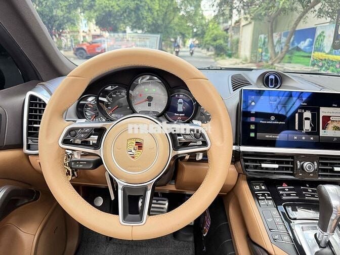 Porsche Cayenne S 2012 4.8L