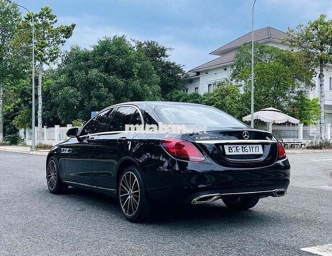 Mercedes-Benz C200 Exclusive 2021 Đen 20000 miles