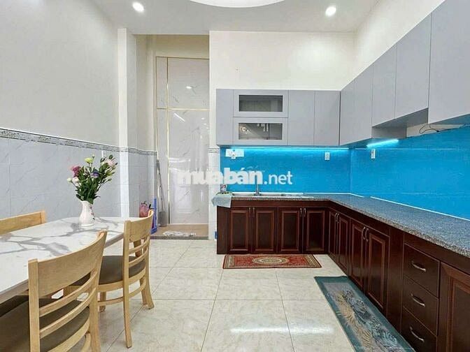Nhà 1 trệt 3 lầu sân thượng đường Tây Lân  BTĐA bình tân 