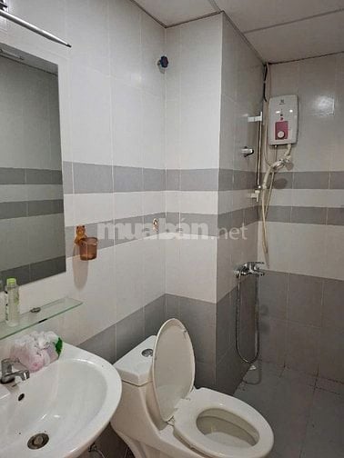 CHung cư Tô Ký Tower, Quận 12: 3p ngủ, máy lạnh, 8tr/tháng
