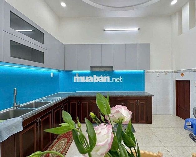 Nhà 1 trệt 3 lầu sân thượng đường Tây Lân  BTĐA bình tân 