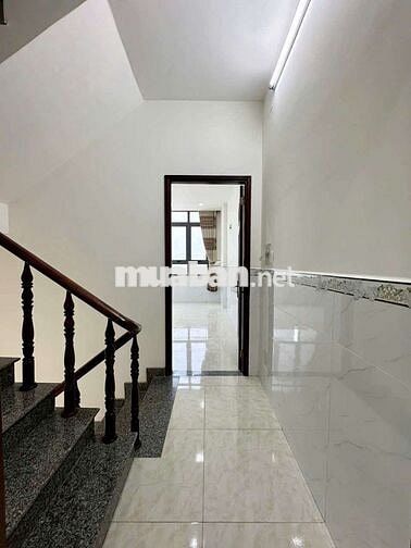 Nhà 1 trệt 3 lầu sân thượng đường Tây Lân  BTĐA bình tân 