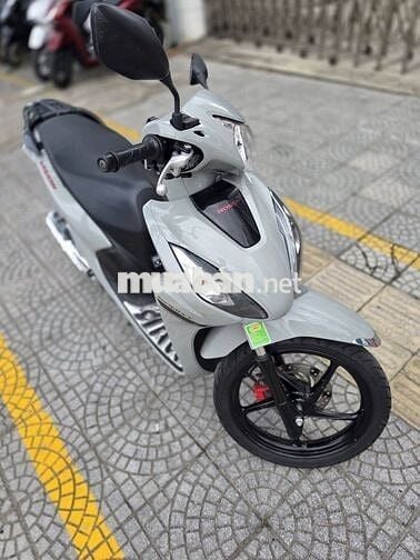 Honda Vision 2025 Xám Rất mới Máy Rin Chạy Êm