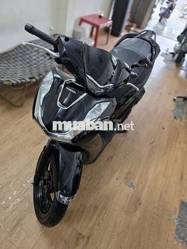 Honda SH 2025 Đen bóng siêu mới máy rin chạy êm