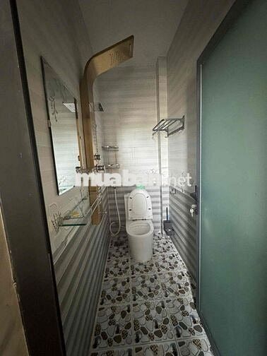 Nhà phố 2 mặt tiền cực thoáng, chủ đi Mỹ để lại toàn bộ nội thất