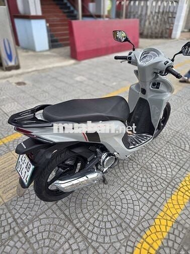 Honda Vision 2025 Xám Rất mới Máy Rin Chạy Êm