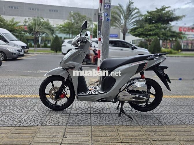 Honda Vision 2025 Xám Rất mới Máy Rin Chạy Êm