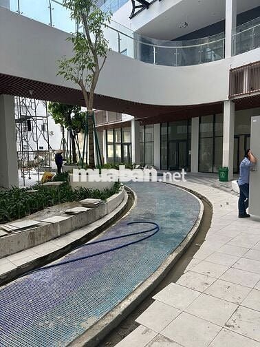 Cho Thuê Mặt Bằng D-Aqua Q8 - Cực Đẹp Với 2 Mặt Tiền Trước Sau 97m²