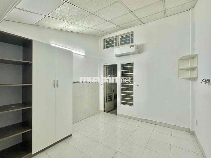STUDIO TÁCH BẾP FULL NỘI THẤT - SÁT BÊN ETOWN CỘNG HOÀ TÂN BÌNH
