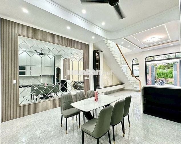Bán nhanh nhà lầu gần Đường Đồng Khởi. SHR-Chỉ 1ty780 sở hữu ngay nhà