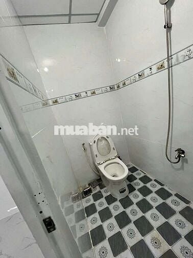 Nhà cho thuê,nguyên căn riêng lẽ, ngay chợ bà điểm,hóc môn