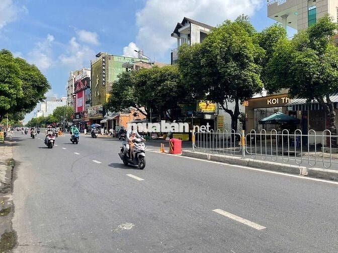 Bán nhà mặt tiền Nguyễn Sơn, chính chủ cần tiền bán gấp