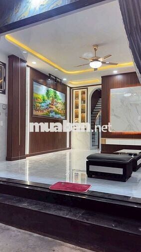 Nhà moi tặng nội thất 3ph ngủ 1/ huỳnh thị hai ngang hon 5m tret lâu