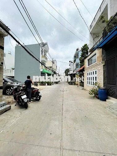 Chỉ 5.x tỷ - Nhà 5 Tầng - 4x12,5 - HẺM 6m Thông - Kế Tên lửa, Bình Tân