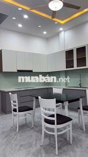 Nhà moi tặng nội thất 3ph ngủ 1/ huỳnh thị hai ngang hon 5m tret lâu