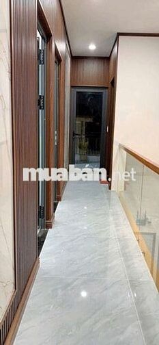 Nhà moi tặng nội thất 3ph ngủ 1/ huỳnh thị hai ngang hon 5m tret lâu