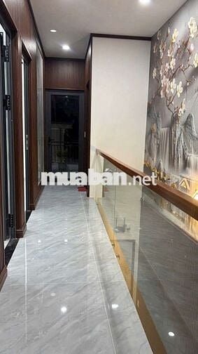 Nhà moi tặng nội thất 3ph ngủ 1/ huỳnh thị hai ngang hon 5m tret lâu