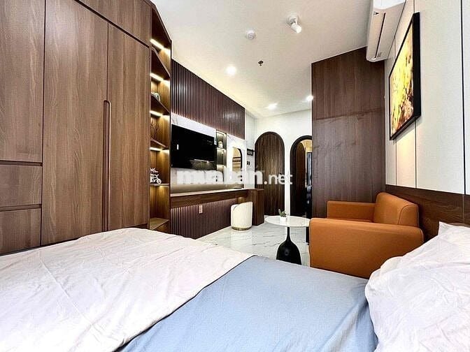 NGAY BỜ KÈ HOÀNG SA QUẬN 3 - THANG MÁY