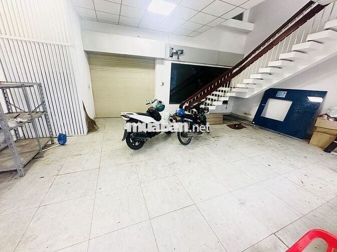 CHO THUÊ MẶT BẰNG KINH DOANH 200M2 QUẬN 1 - NHÀ HÀNG, SHOWROOM,..