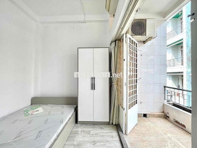 CHDV BAN CÔNG TÁCH BẾP NGAY NGÃ TƯ PHÚ NHUẬN ĐẦY ĐỦ NỘI THẤT