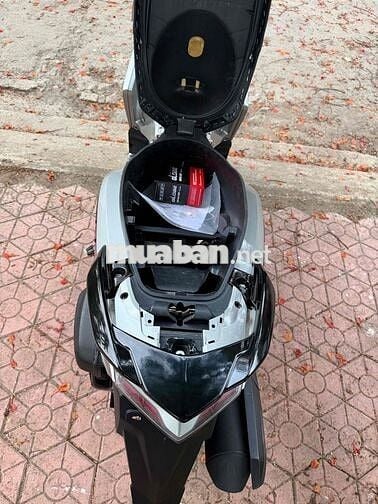 Honda Air Blade 2016 máy zin nguyên bản xe mới 95%