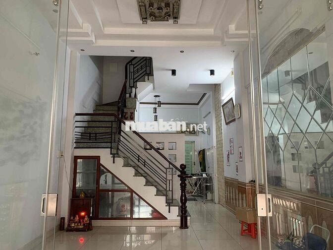 [Chính Chủ] Cho thuê nhà nguyên căn , 4PN , khu an ninh giá 10tr
