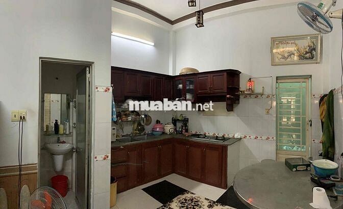 [Chính Chủ] Cho thuê nhà nguyên căn , 4PN , khu an ninh giá 10tr