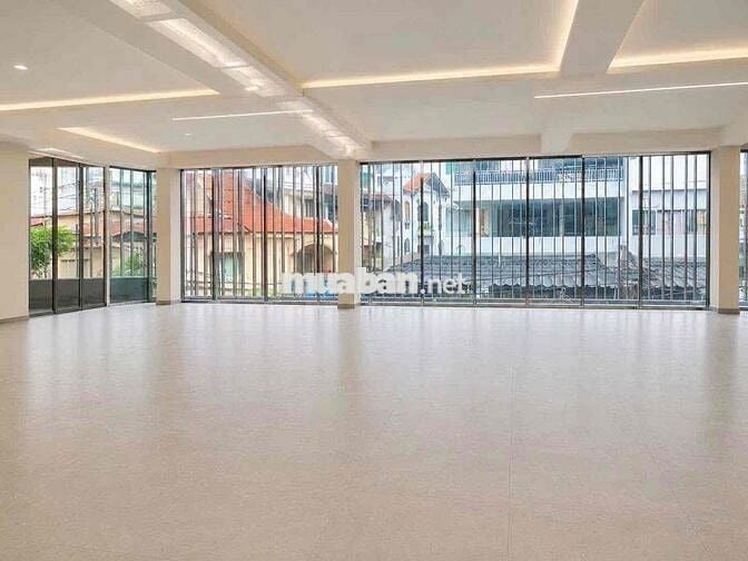 🔥 CHO THUÊ TÒA NHÀ GÓC 2 MẶT TIỀN CỬU LONG KHU SÂN BAY DTSD 2.500M²