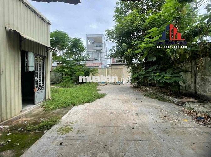 Xưởng Chủ Cần Cho Thuê dtsd 1.100m (chủ sửa sơn mới)